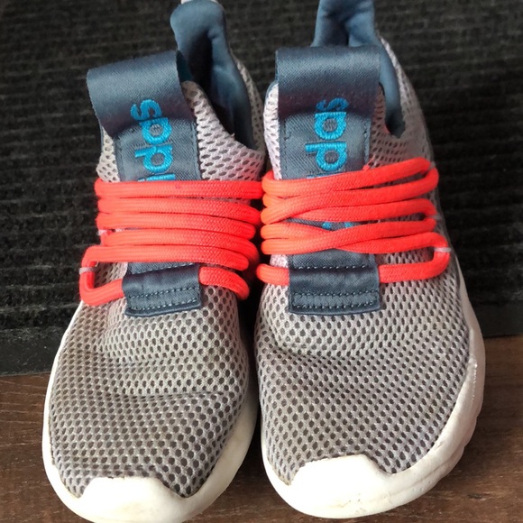 Extremely comfortable sneakers! - Picture 2 of 3